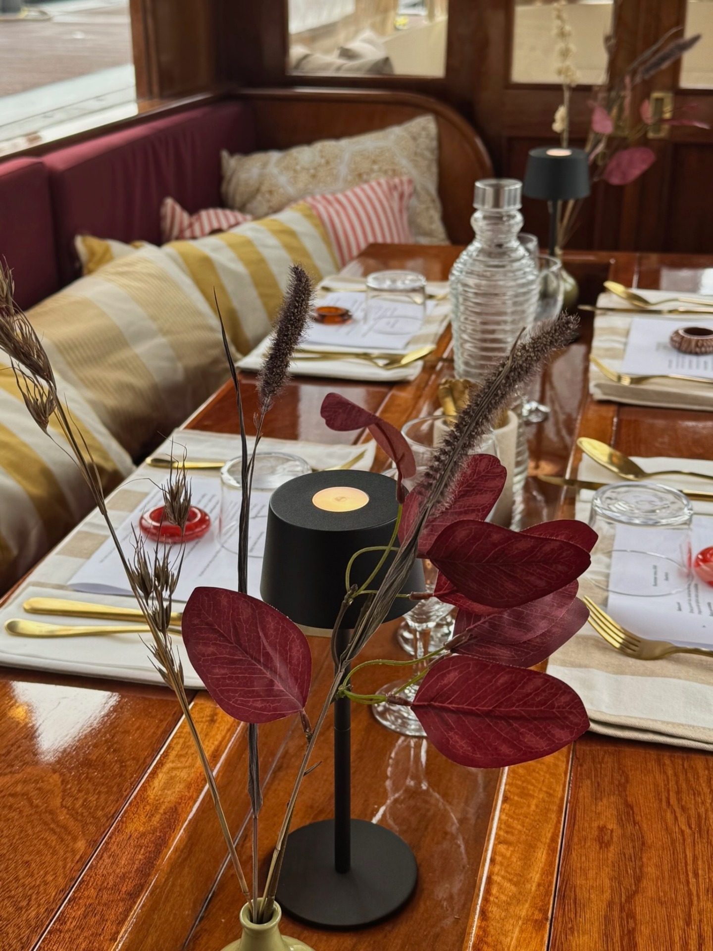 DINNER & LUNCH CRUISE